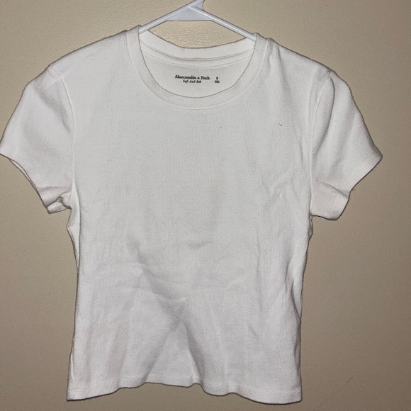 Abercrombie & Fitch Ribbed Tee - Picture 2 of 3